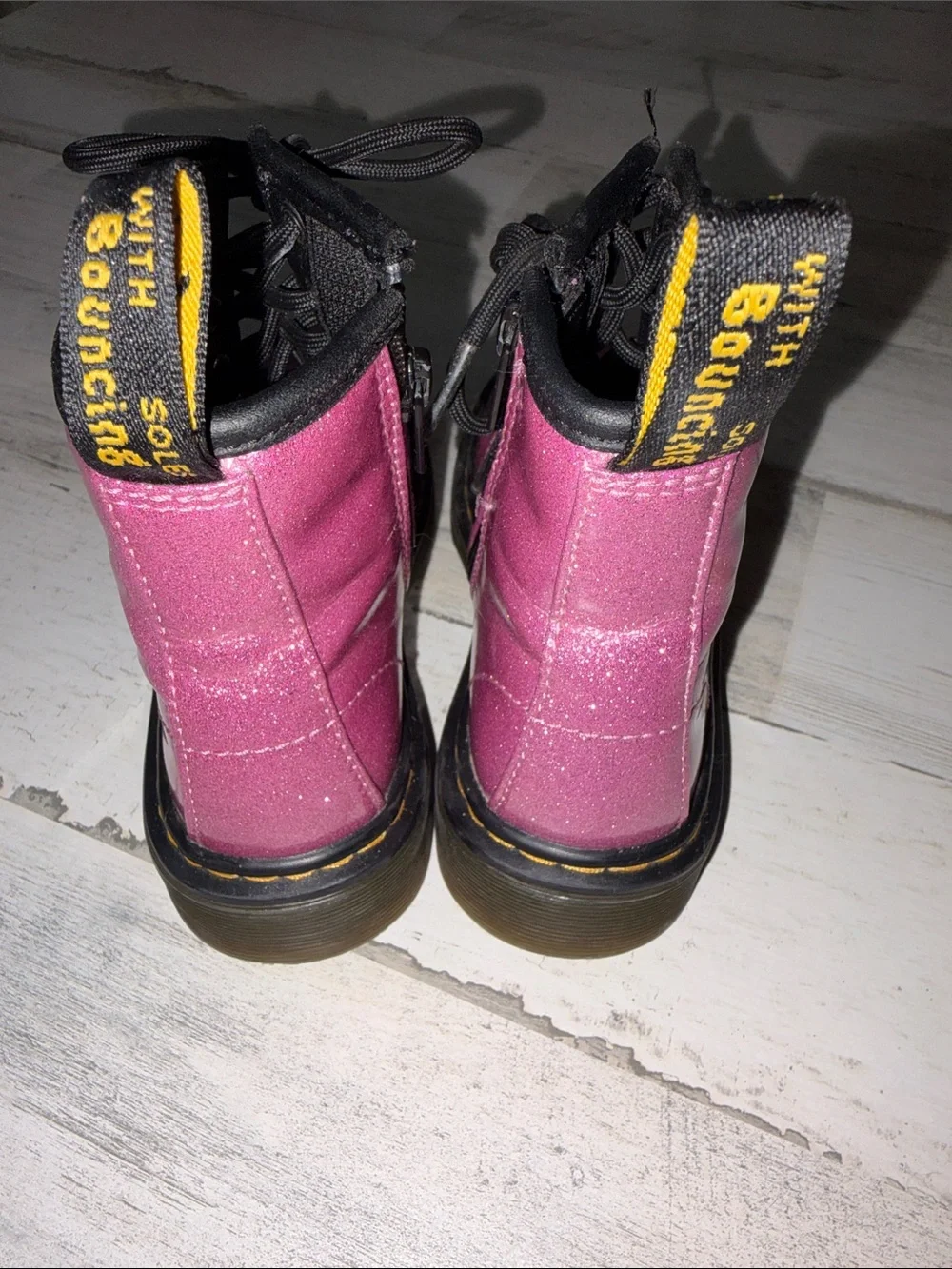 Dr. Martens sparkling pink